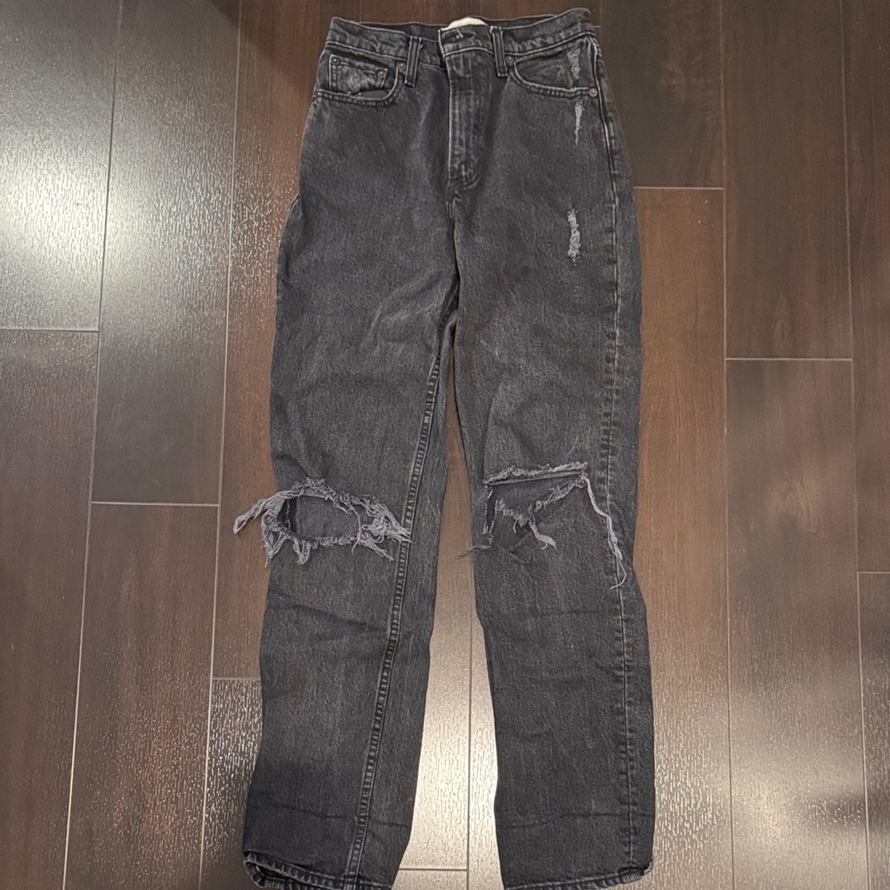 Abercrombie & Fitch 90s Straight Ultra High Rise Distressed Black Denim Jeans